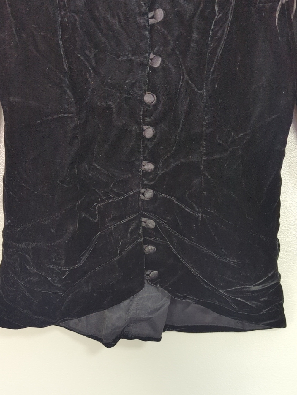 Vintage b.b. collections Dramatic Black Velvet & Ostrich Feather Jacket Size 6 - Picture 5 of 10